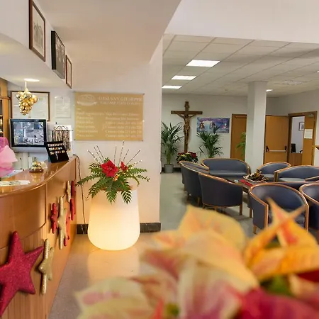 Hotel Casa Per Ferie Oasi San Giuseppe Rzym