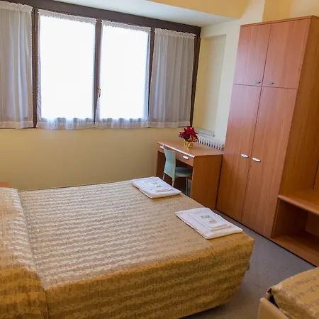 Hotel Casa Per Ferie Oasi San Giuseppe 3*